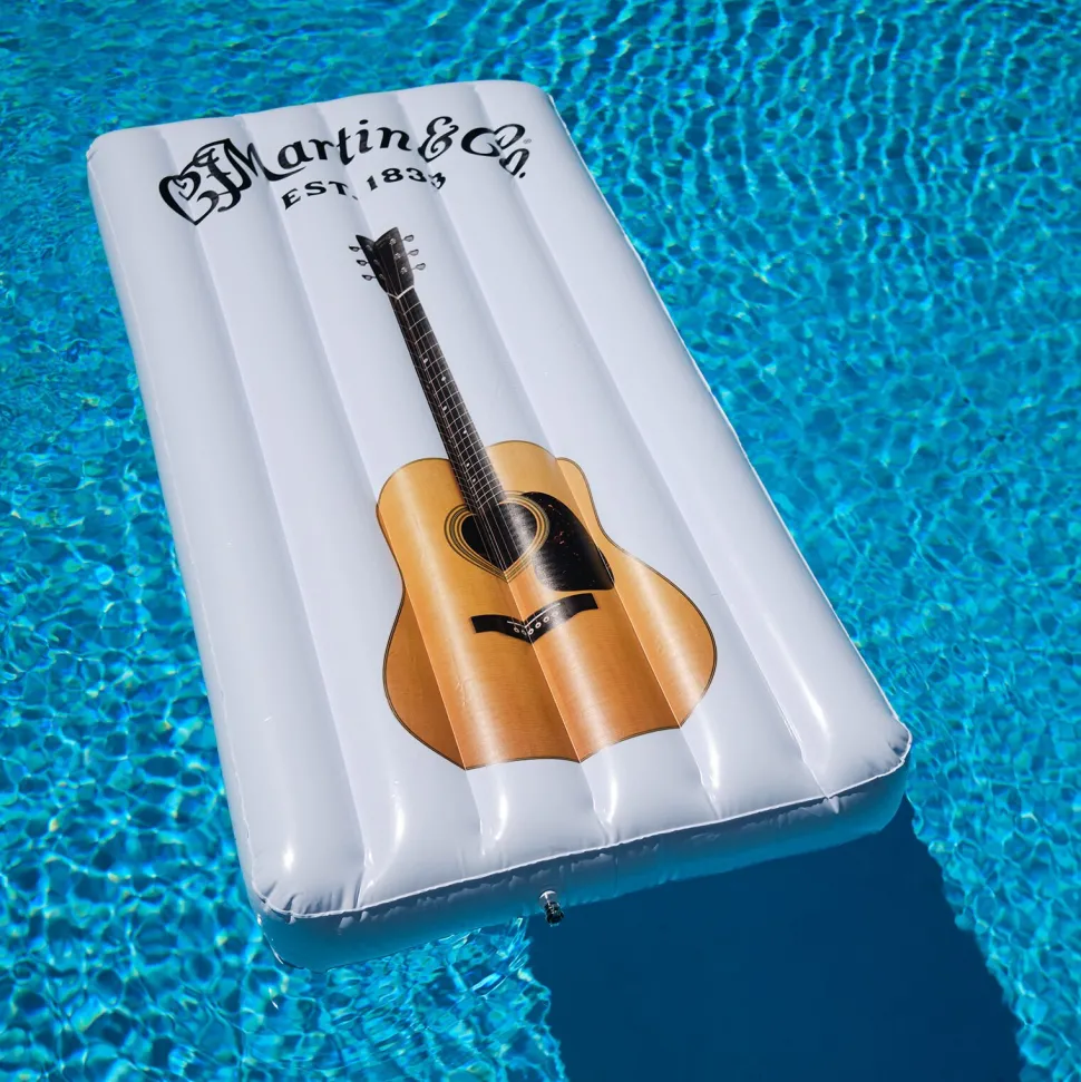 Martin Pool Float